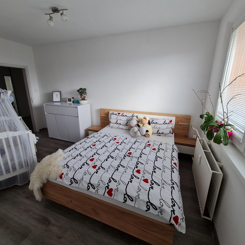  Nehnuteľnosti / PREDAJ: 4i kompletne zrekonštruovaný byt 78m2 Brezno Mazorníkovo - foto