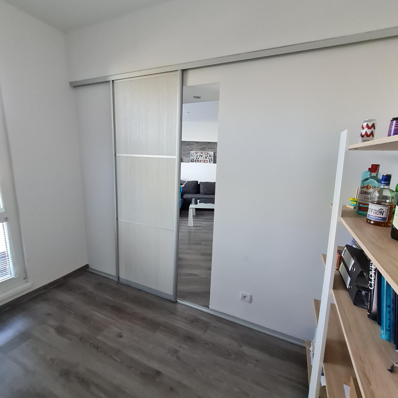  Nehnuteľnosti / PREDAJ: 4i kompletne zrekonštruovaný byt 78m2 Brezno Mazorníkovo - foto