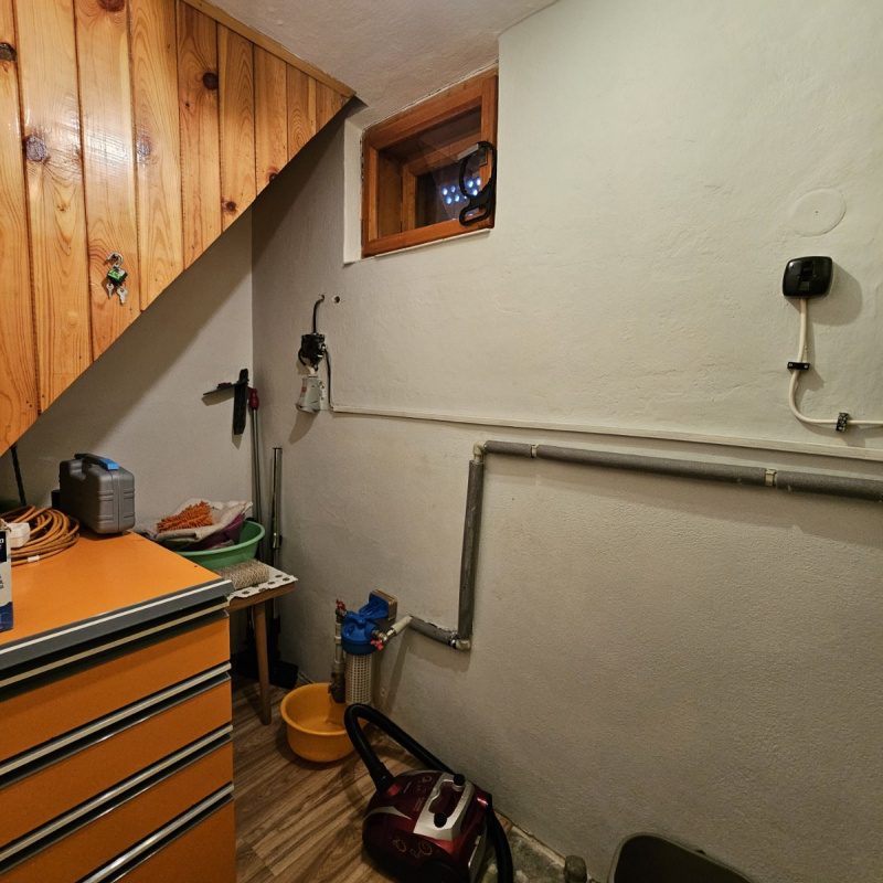  Nehnuteľnosti / PREDAJ: útulná chalupa v lese Krpáčovo - foto