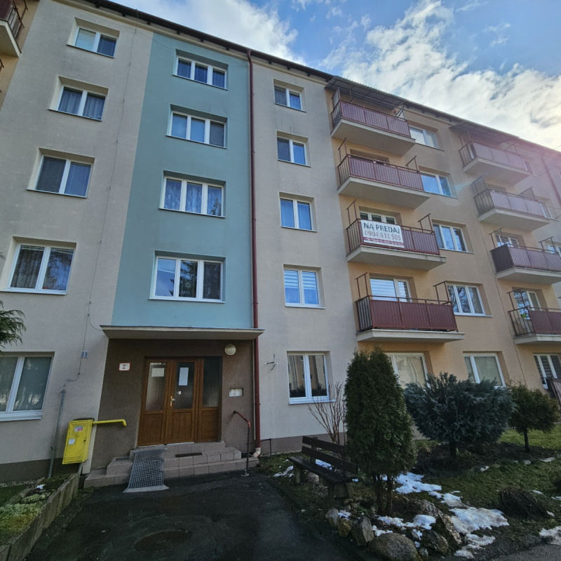  Nehnuteľnosti / PREDAJ: 3izbový byt v centre 70m2 - foto