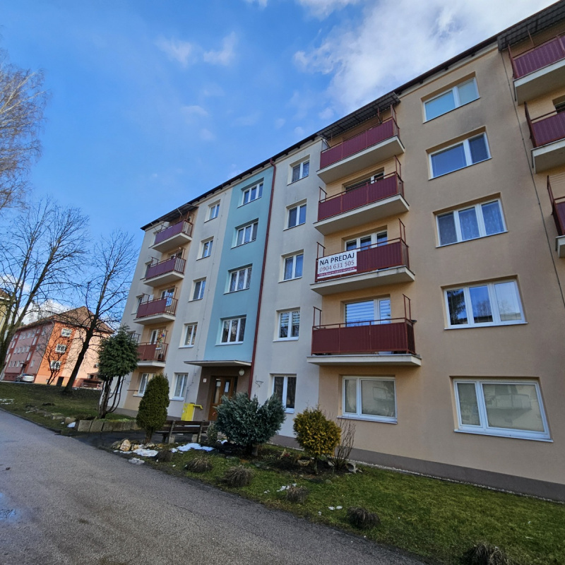  Nehnuteľnosti / PREDAJ: 3izbový byt v centre 70m2 - foto