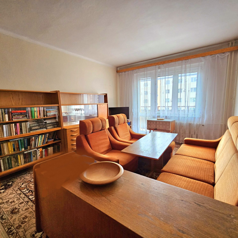  Nehnuteľnosti / PREDAJ: 3izbový byt v centre 70m2 - foto