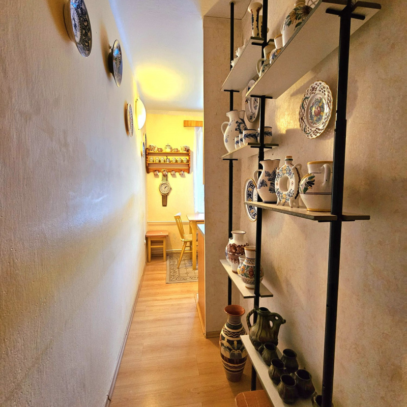  Nehnuteľnosti / PREDAJ: 3izbový byt v centre 70m2 - foto