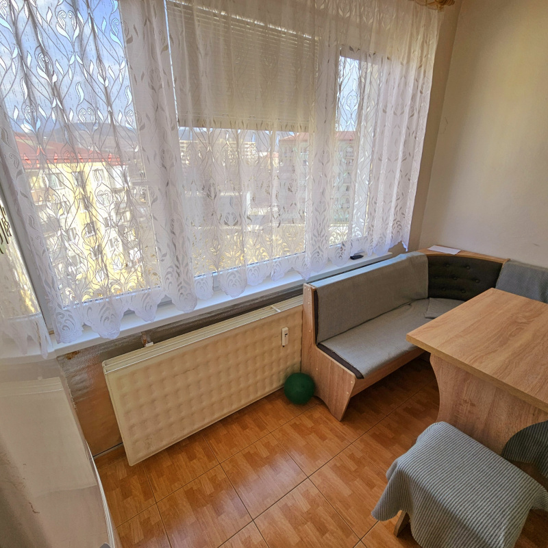  Nehnuteľnosti / PREDAJ- slnečný 2i byt 64m2 v tichej lokalite- Podbrezová, Štiavnička - foto