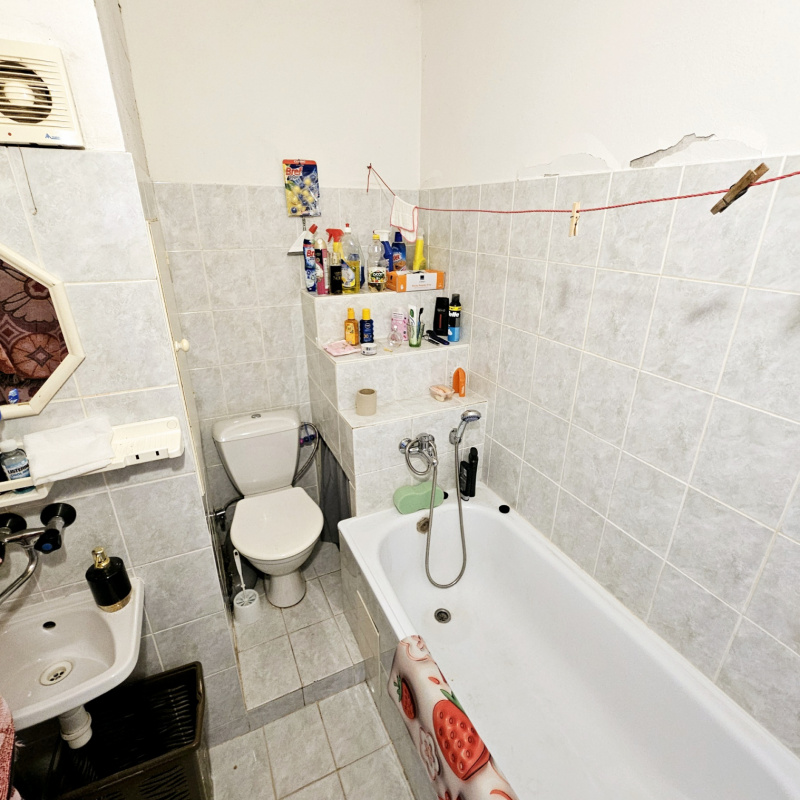  Nehnuteľnosti / PREDAJ: útulný slnečný 1izbový byt v centre Brezna - foto