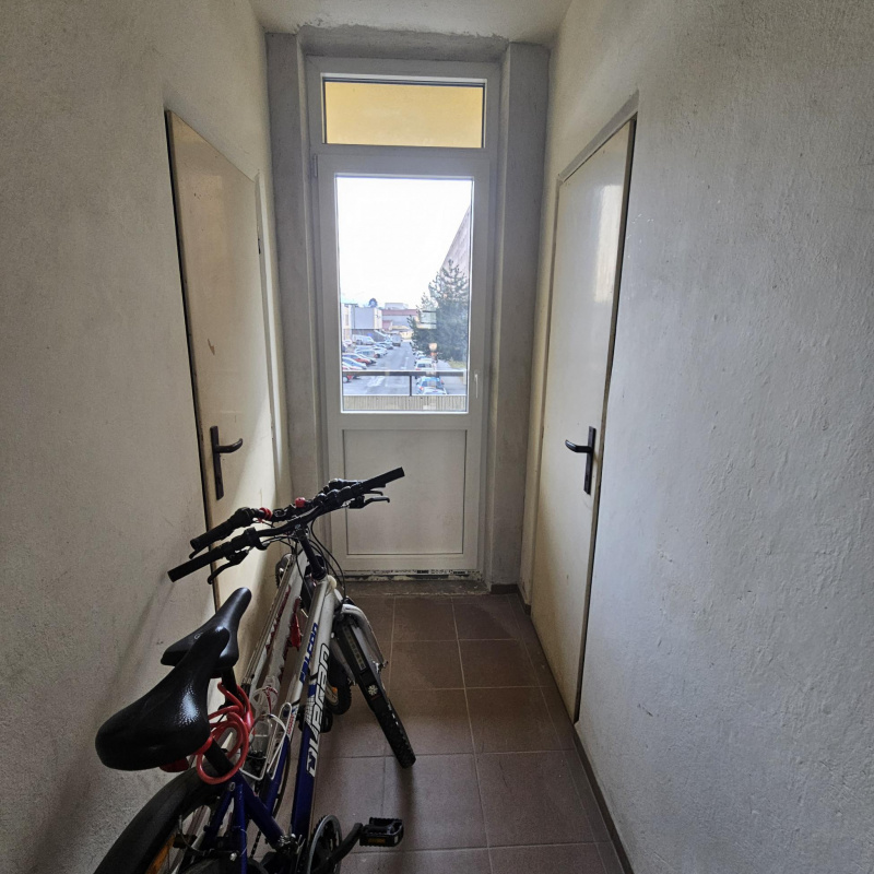  Nehnuteľnosti / PREDAJ: útulný slnečný 1izbový byt v centre Brezna - foto