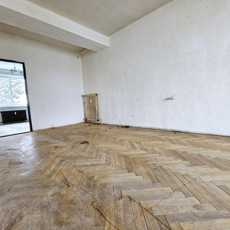  Nehnuteľnosti / PREDAJ: 2i byt na ul. Fučíkova, Brezno po čiastočnej rekonštrukcii 56m2, 2 pivnice - foto