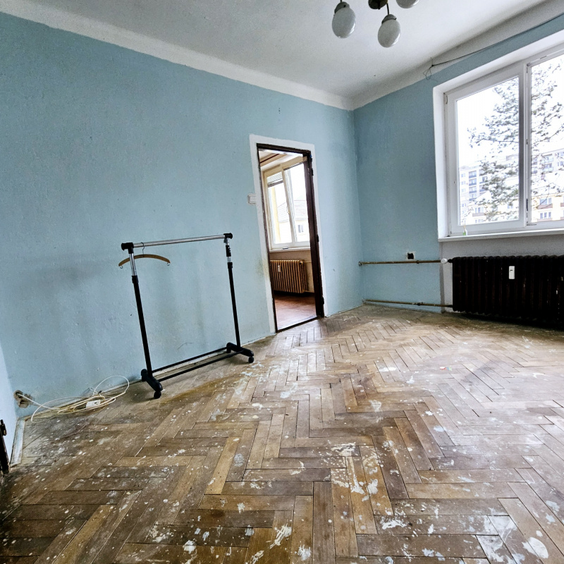  Nehnuteľnosti / PREDAJ: 2i byt na ul. Fučíkova, Brezno po čiastočnej rekonštrukcii 56m2, 2 pivnice - foto