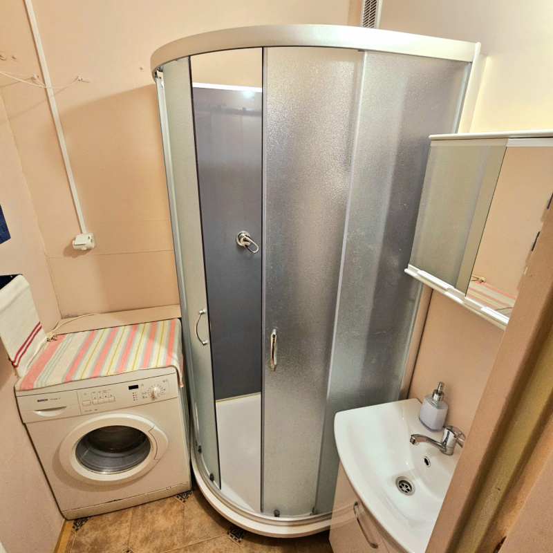  Nehnuteľnosti / PREDAJ: 3i byt 64m2 v srdci Hriňovej + garáž - foto