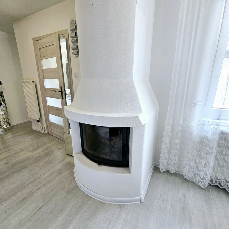  Nehnuteľnosti / TOP PONUKA - Kompletne zrekonštruovaný dom v Michalovej – Ideálny na bývanie aj podnikanie - foto