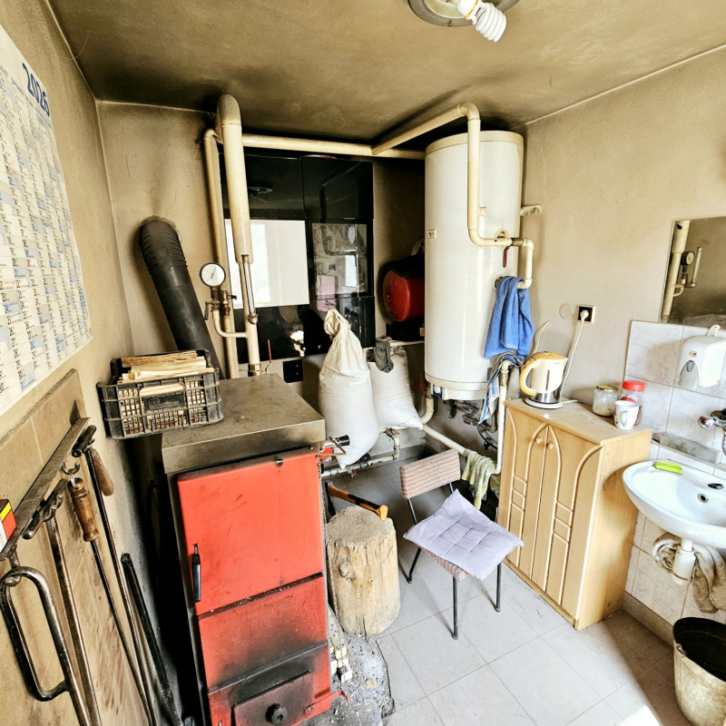  Nehnuteľnosti / TOP PONUKA - Kompletne zrekonštruovaný dom v Michalovej – Ideálny na bývanie aj podnikanie - foto