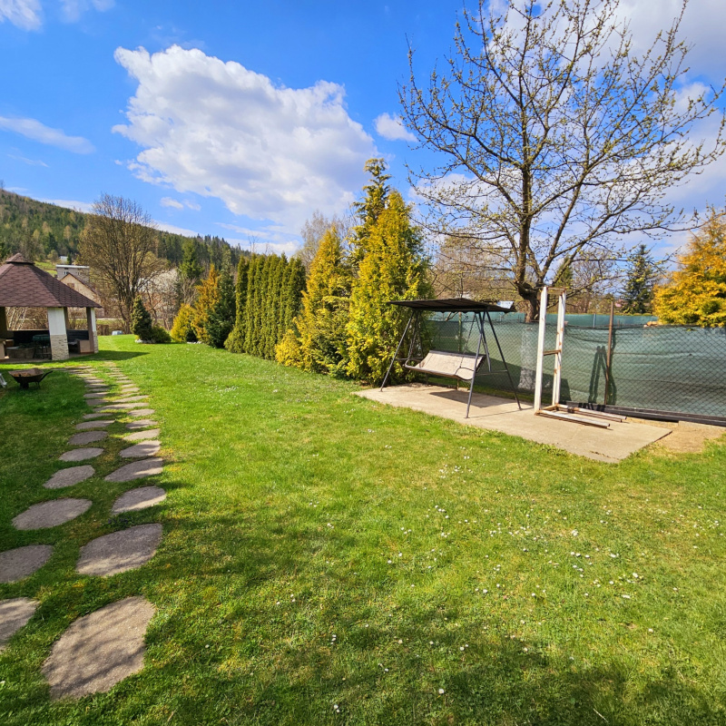  Nehnuteľnosti / TOP PONUKA - Kompletne zrekonštruovaný dom v Michalovej – Ideálny na bývanie aj podnikanie - foto