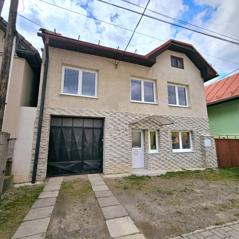  Nehnuteľnosti / TOP PONUKA - Kompletne zrekonštruovaný dom v Michalovej – Ideálny na bývanie aj podnikanie - foto