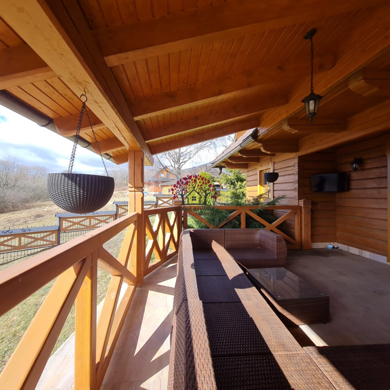 Nehnuteľnosti / PREDAJ: moderný 5i zrub s veľkorysým pozemkom /2973m2/, garážou, prístreškom, bazénom a záhradnými domčekmi - foto
