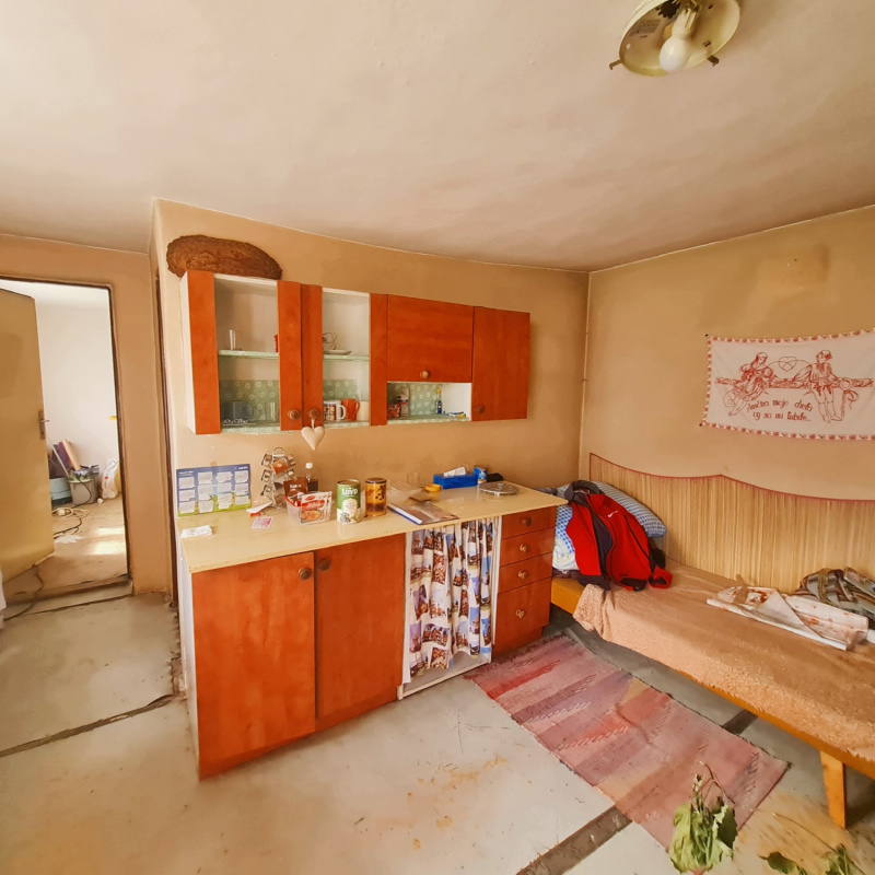  Nehnuteľnosti / PREDAJ: 3i rodinný dom Čierny Balog s letnou kuchynkou, garážou - foto