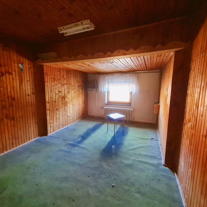  Nehnuteľnosti / PREDAJ: rodinný dom Čierny Balog, s krásnym pozemkom v tichej bočnej uličke  - foto