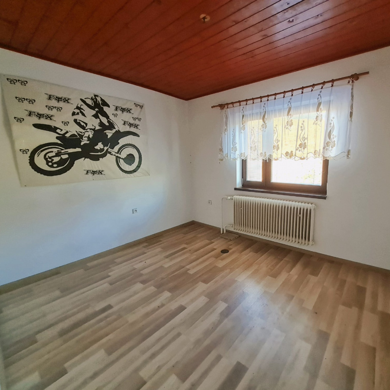  Nehnuteľnosti / PREDAJ: rodinný dom Čierny Balog, s krásnym pozemkom v tichej bočnej uličke  - foto