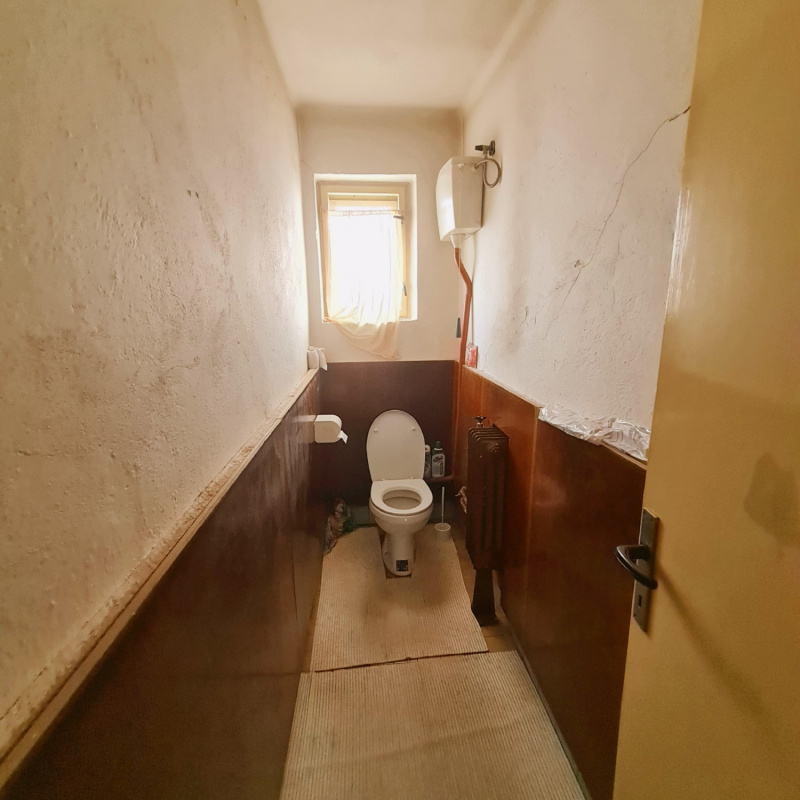  Nehnuteľnosti / PREDAJ: dom využiteľný ako chalupa Čierny Balog, pár minút k lyžiarskemu stredisku - foto