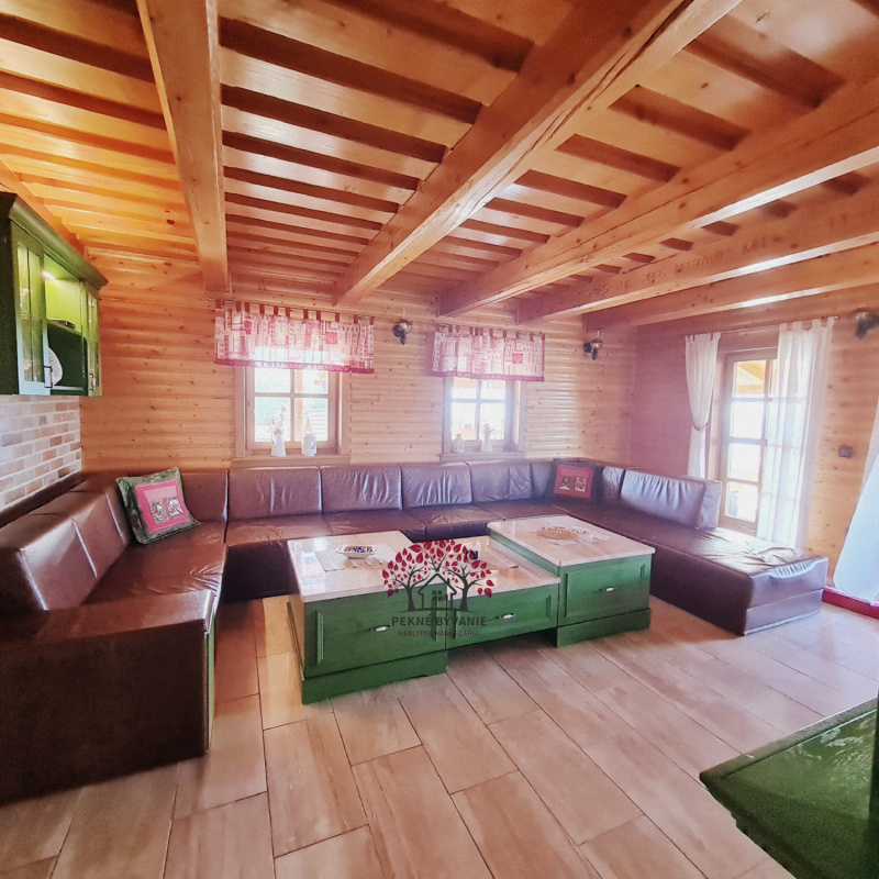  Nehnuteľnosti / Predaj: moderný 5i zrub s bazénom, záhr. domčekmi, krásne prostredie - foto