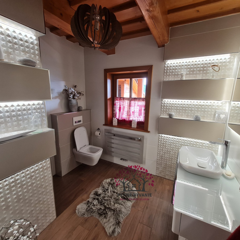  Nehnuteľnosti / Predaj: moderný 5i zrub s bazénom, záhr. domčekmi, krásne prostredie - foto