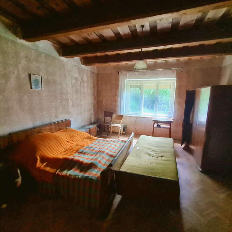  Nehnuteľnosti / PREDAJ: chalupa v blízkosti rekreačných oblastí Krpáčovo a Tále  - foto