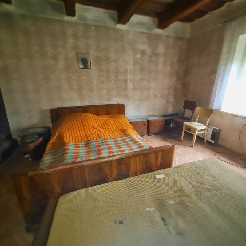  Nehnuteľnosti / PREDAJ: chalupa v blízkosti rekreačných oblastí Krpáčovo a Tále  - foto