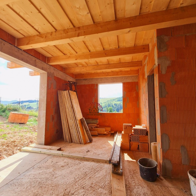  Nehnuteľnosti / PREDAJ: 5i novostavba apartmánového domu v Dolnej Lehote (pár min.od Krpáčova) - foto