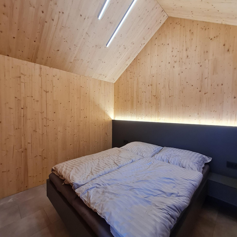  Nehnuteľnosti / PREDAJ: pozemok na výstavbu chalupy Lom n/Rimavicou 1790m2 - foto