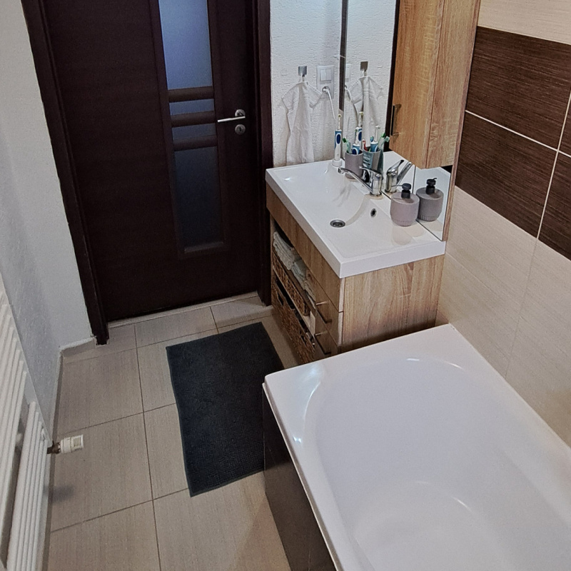  Nehnuteľnosti / PREDAJ: zrekonštruovaný 4i rodinný dom Pohronská Polhora, využiteľný aj ako chalupa - foto
