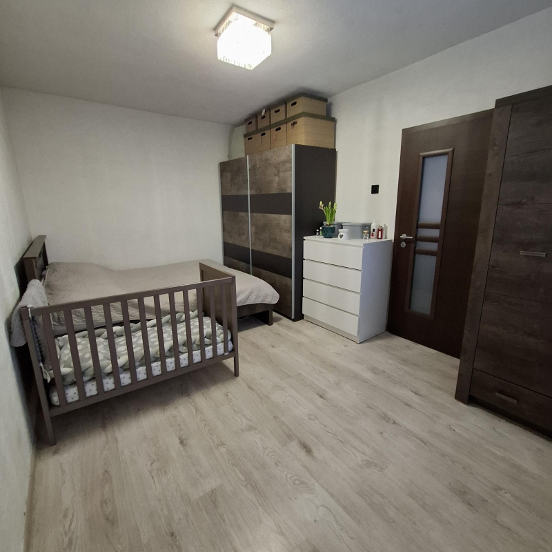  Nehnuteľnosti / PREDAJ: zrekonštruovaný 4i rodinný dom Pohronská Polhora, využiteľný aj ako chalupa - foto