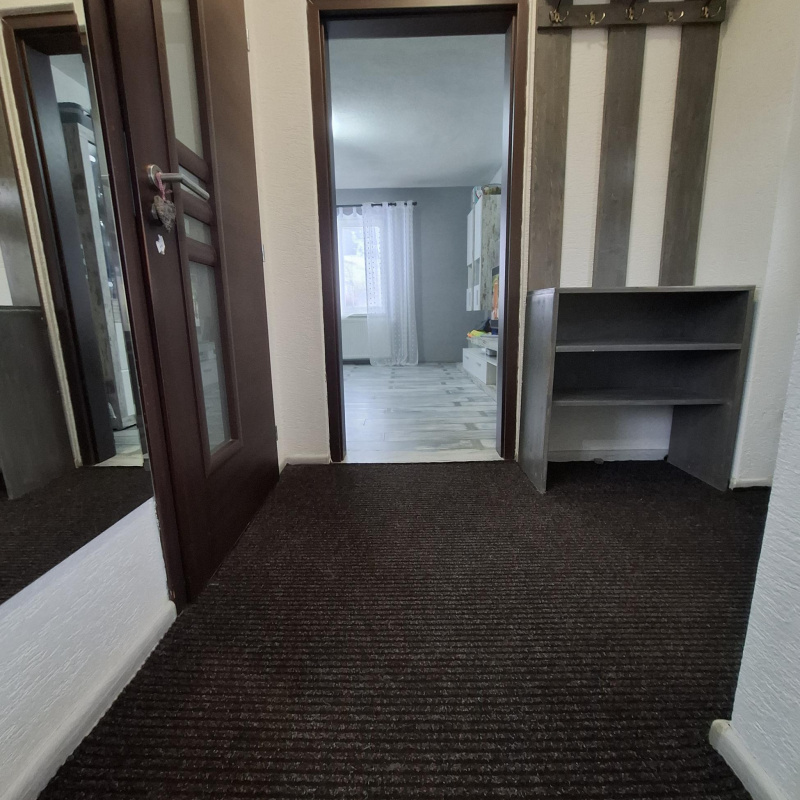  Nehnuteľnosti / PREDAJ: zrekonštruovaný 4i rodinný dom Pohronská Polhora, využiteľný aj ako chalupa - foto