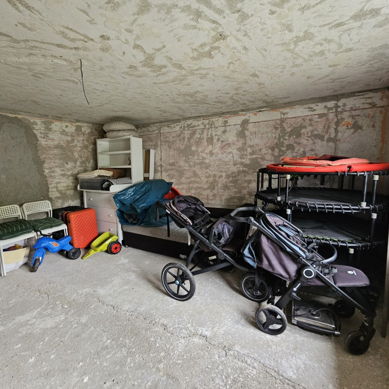  Nehnuteľnosti / PREDAJ: zrekonštruovaný 4i rodinný dom Pohronská Polhora, využiteľný aj ako chalupa - foto