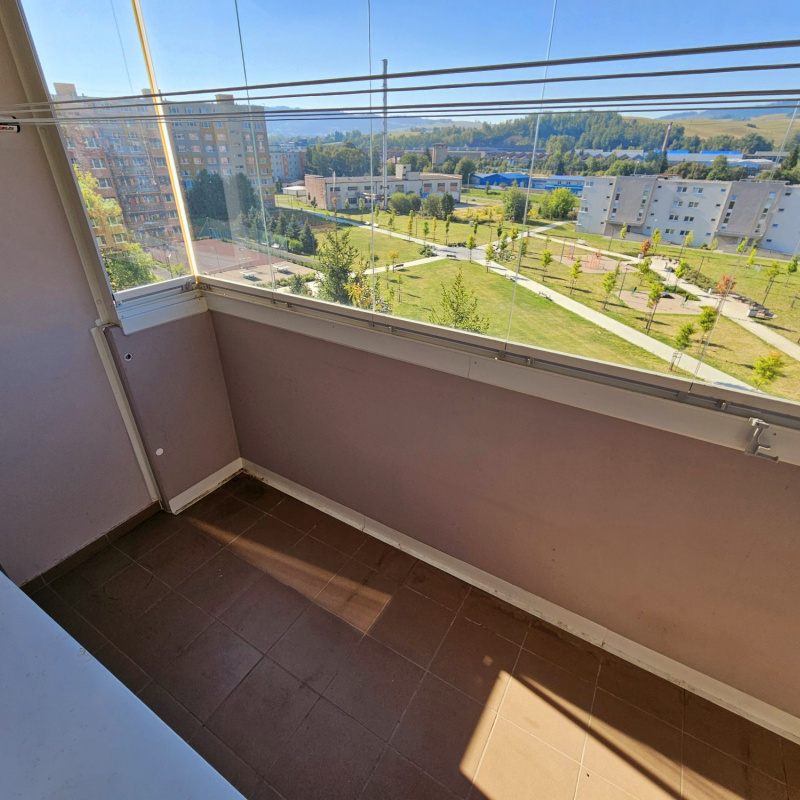  Nehnuteľnosti / PREDAJ: slnečný 3i byt 84m2 v centre Brezna - foto