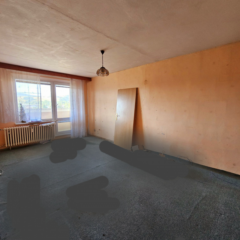  Nehnuteľnosti / PREDAJ: slnečný 3i byt 84m2 v centre Brezna - foto