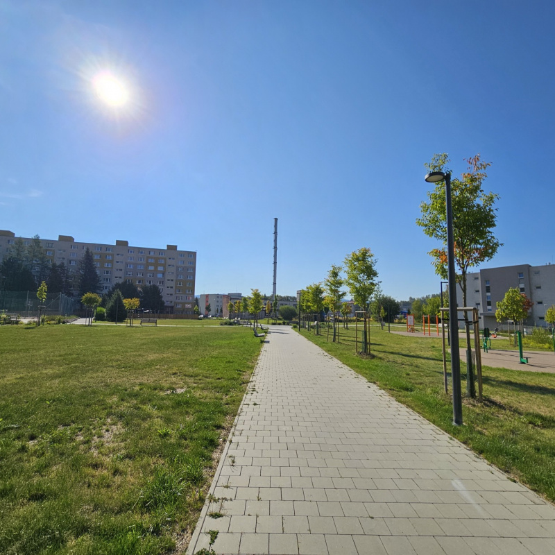  Nehnuteľnosti / PREDAJ: slnečný 3i byt 84m2 v centre Brezna - foto