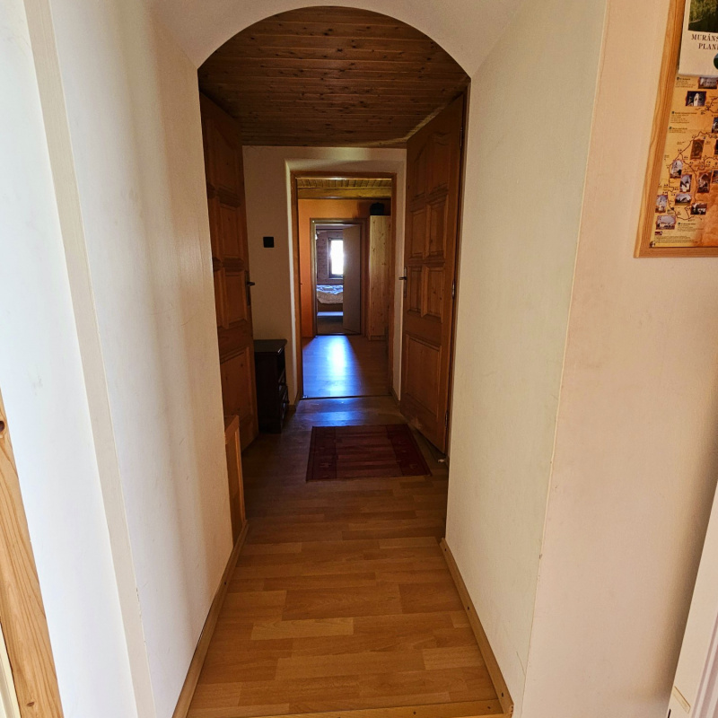  Nehnuteľnosti / PREDAJ: zrekonštruovaný 4i rodinný dom Pohronská Polhora, využiteľný aj ako chalupa - foto