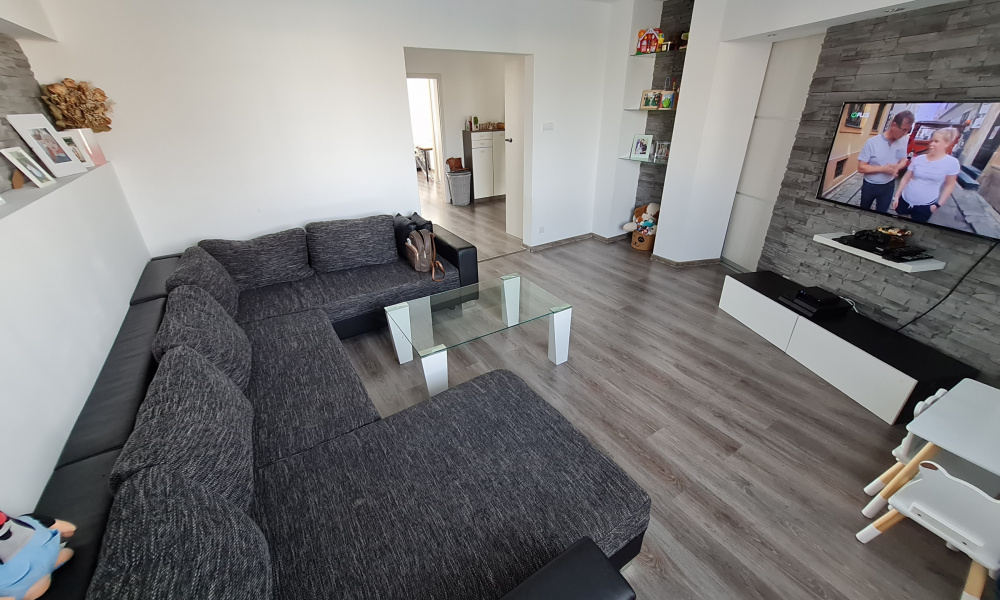 PREDAJ: 4i kompletne zrekonštruovaný byt 78m2 Brezno Mazorníkovo