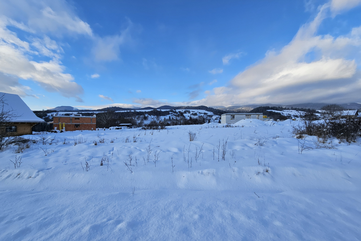 PREDAJ: pozemok na výstavbu domu, chaty Dolná Lehota /pár minút na Krpáčovo/