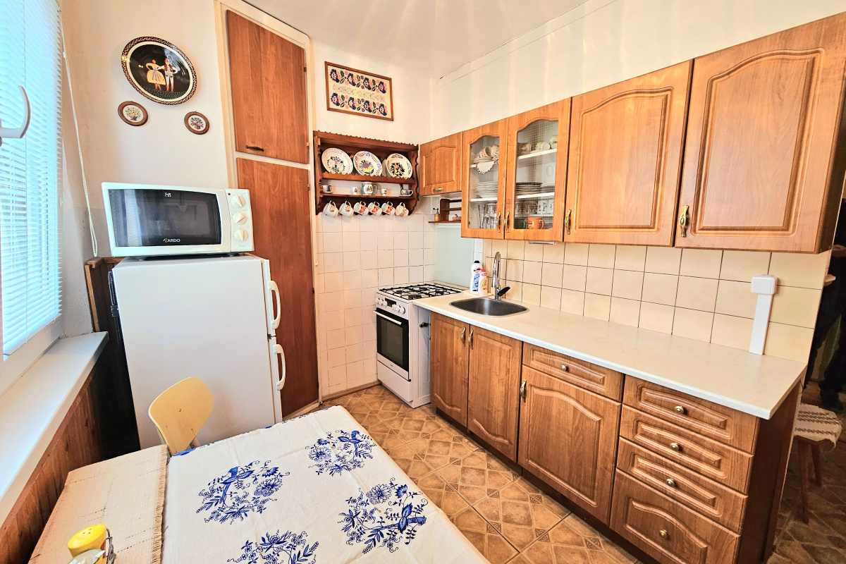 PREDANÉ: 3i byt 64m2 v srdci Hriňovej + garáž