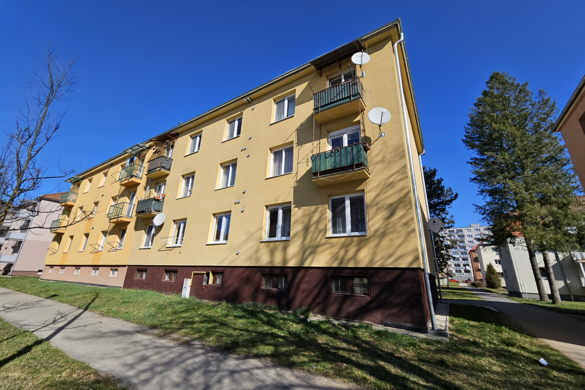 REZERVOVANÉ: 2i byt na ul. Fučíkova, Brezno po čiastočnej rekonštrukcii 56m2, 2 pivnice